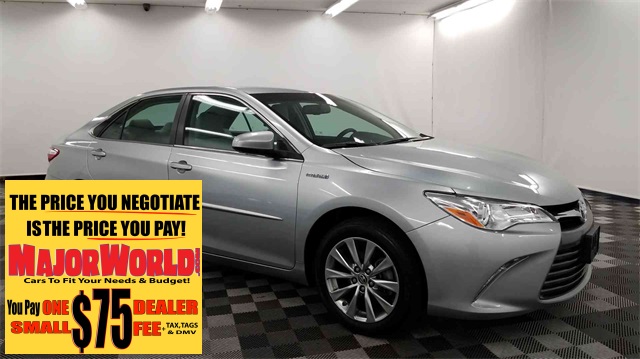 Pre Owned 2016 Toyota Camry Hybrid Xle 4d Sedan In Long Island City Pre Owned 2016 Toyota Camry Hybrid Xle